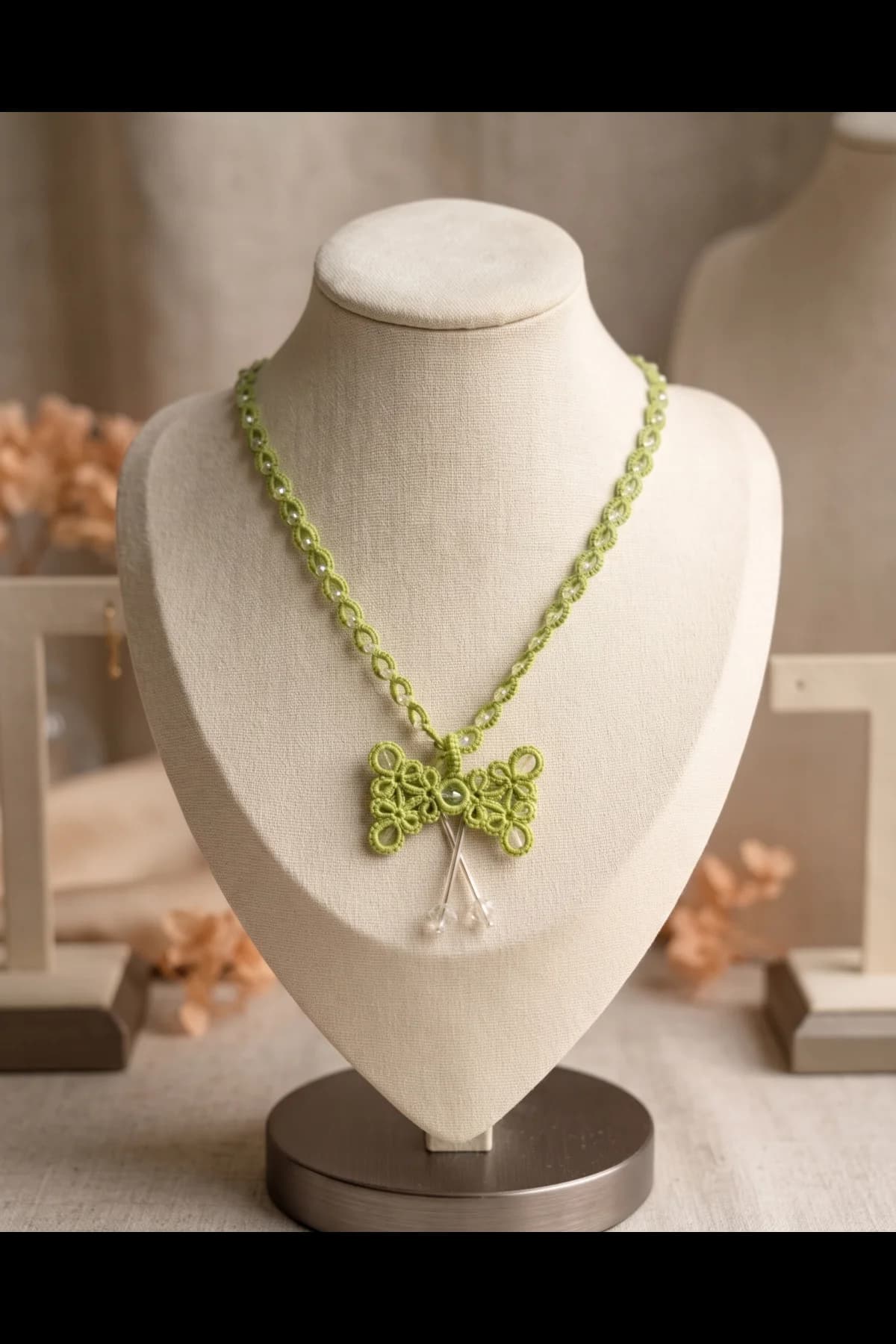 Hand knitted butterfly shape pendant necklace set
